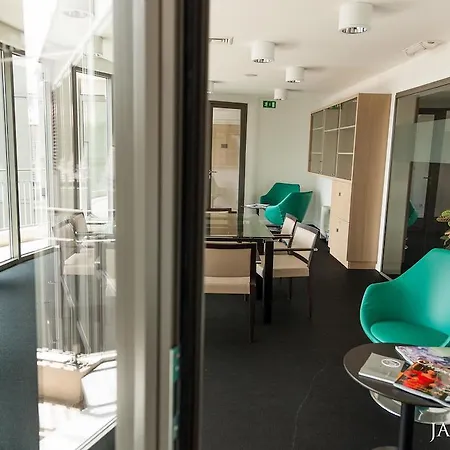 Hotell Jala All Suites Hotel Liège