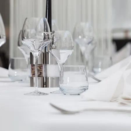 Hotell Jala All Suites Hotel Liège